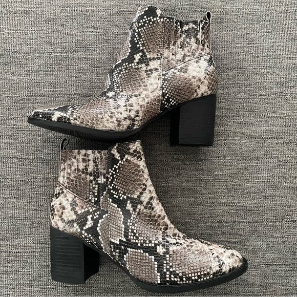 BLONDO ‘Noa’ Waterproof Ankle Boot Women’s Size 10 - Picture 2 of 11